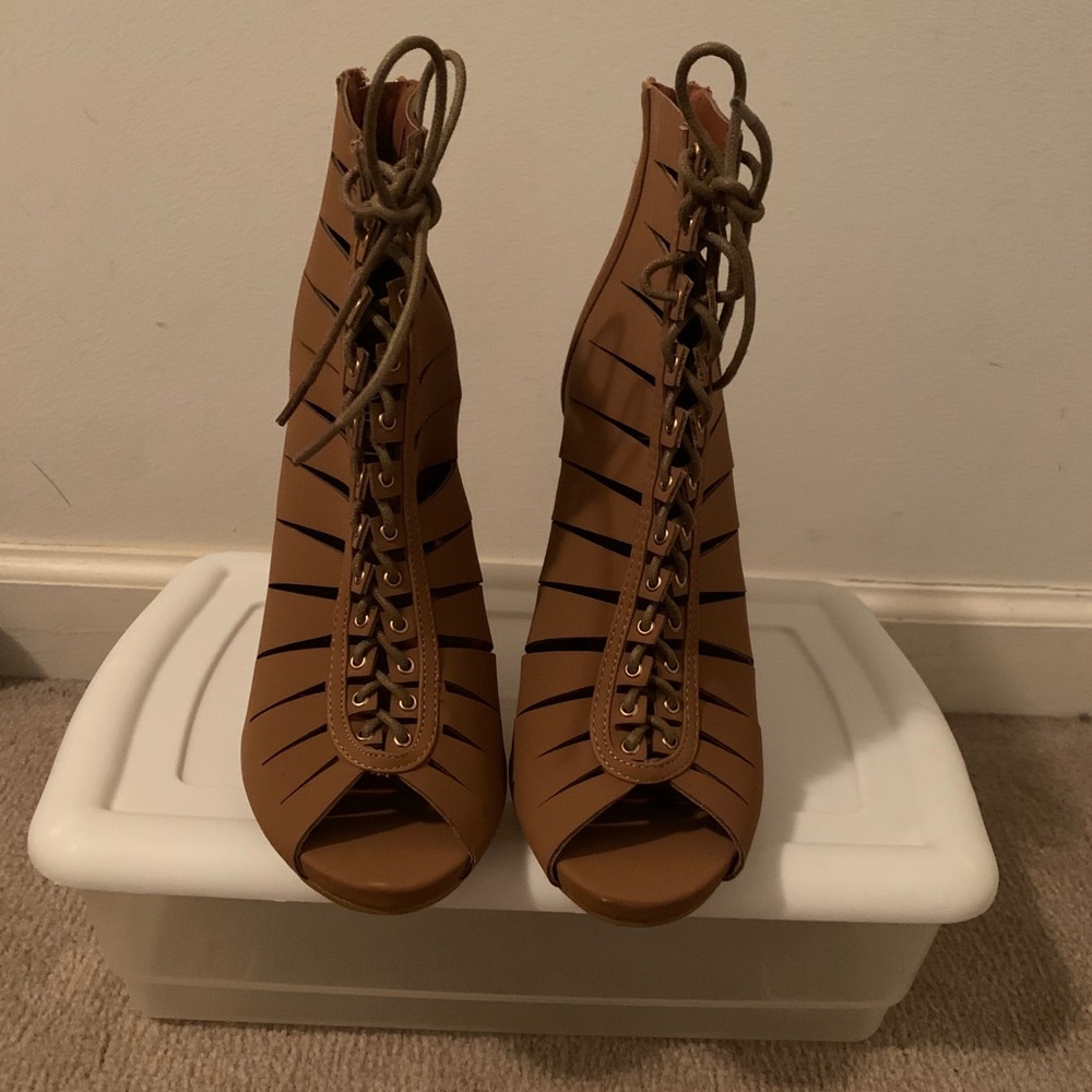 Open toe boot